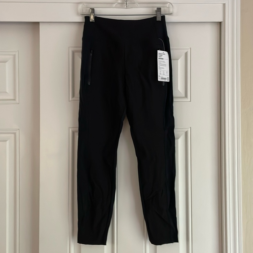 Athleta Headlands Hybrid Tight - size 4P